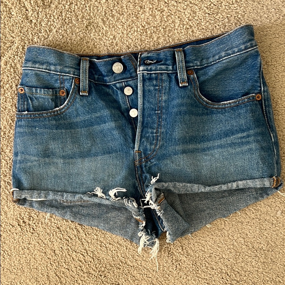Final price Levi’s High-Waisted Shorts